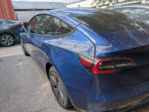 2022 Tesla Model 3 Standard Range