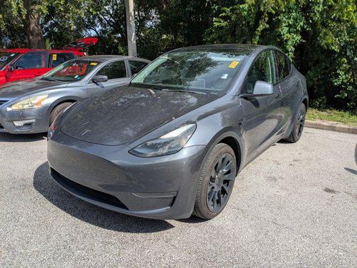 2023 Tesla Model Y Long Range Dual Motor All-Wheel Drive