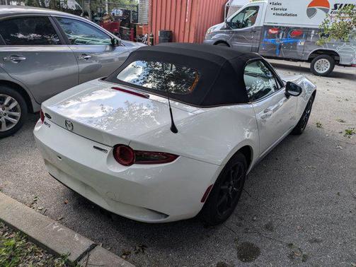 2021 Mazda MX-5 Miata Sport