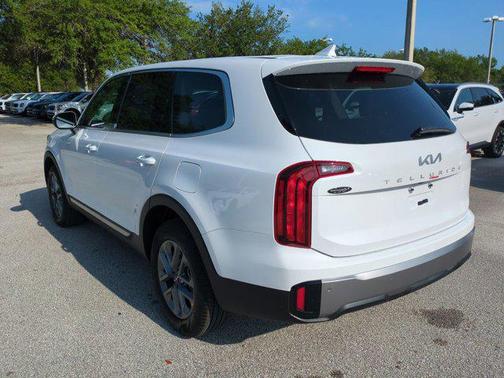 2025 Kia Telluride LX
