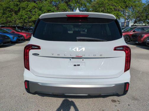 2025 Kia Telluride LX