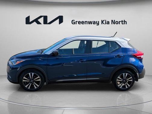 2020 Nissan Kicks SR