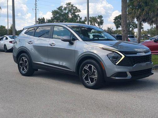 2024 Kia Sportage LX