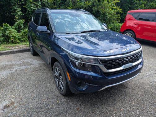 2022 Kia Seltos EX