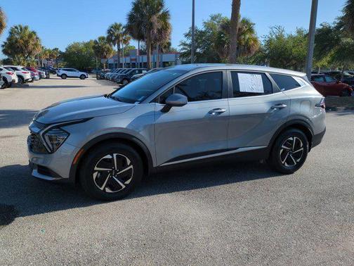 2024 Kia Sportage Hybrid LX