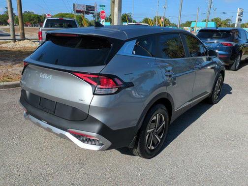 2024 Kia Sportage Hybrid LX