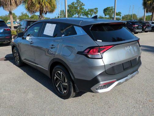 2024 Kia Sportage Hybrid LX