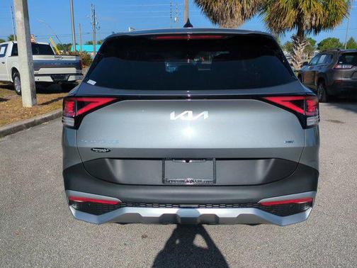 2024 Kia Sportage Hybrid LX