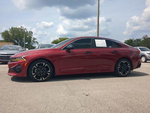 2022 Kia K5 GT-Line