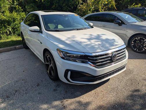 2021 Volkswagen Passat 2.0T R-Line