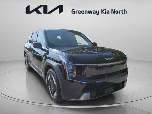 2026 Kia EV9 Light Short Range