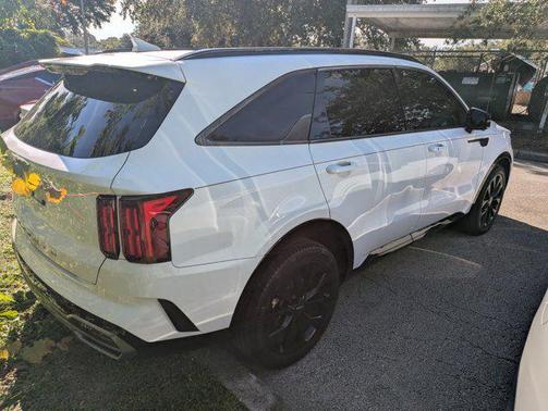 2022 Kia Sorento SX
