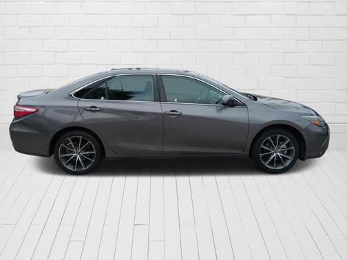 2017 Toyota Camry XSE