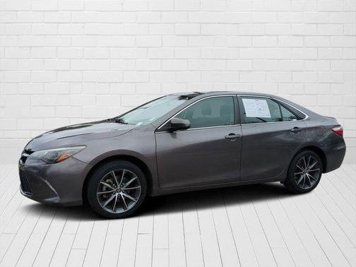 2017 Toyota Camry XSE