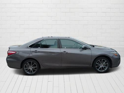 2017 Toyota Camry XSE