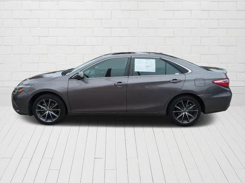 2017 Toyota Camry XSE
