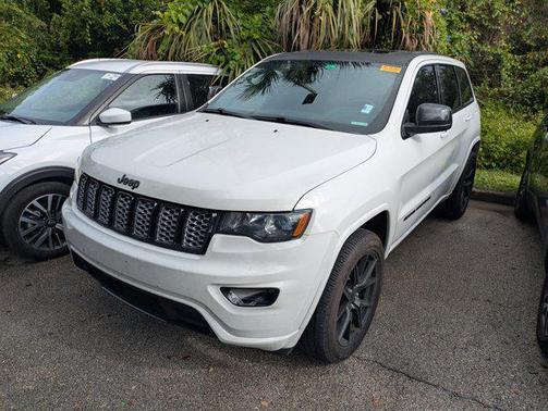2020 Jeep Grand Cherokee Altitude