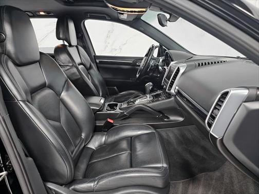 2011 Porsche Cayenne S
