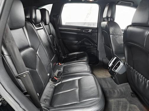 2011 Porsche Cayenne S