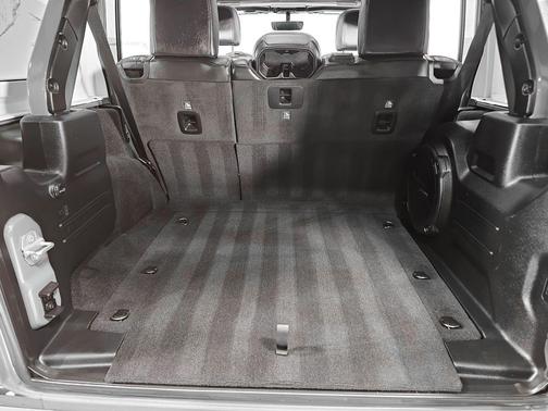 Sting-Gray Clearcoat 2021 Jeep Wrangler Unlimited Sahara