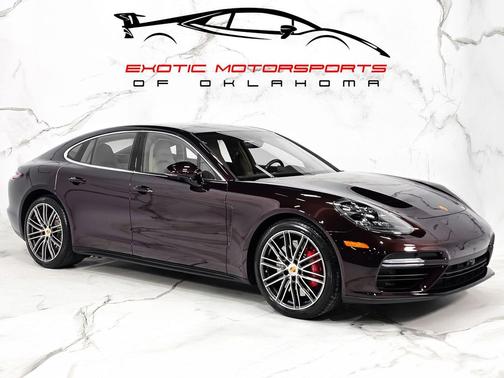 2017 Porsche Panamera Turbo