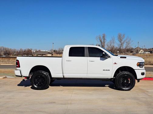 2022 RAM 2500 Limited Crew Cab 4x4 6'4' Box
