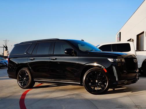 2022 Cadillac Escalade Sport Platinum