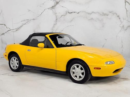 1992 Mazda MX-5 Miata Base
