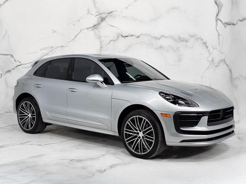 2024 Porsche Macan T