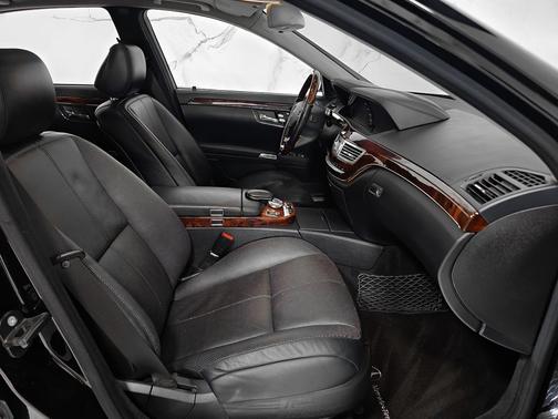2007 Mercedes-Benz S-Class S 550