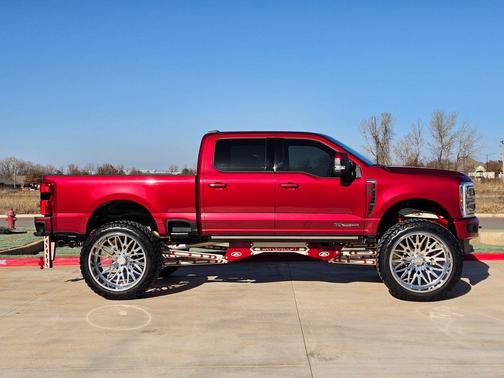 2025 Ford F-250 Platinum