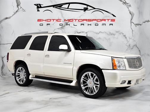 2002 Cadillac Escalade Base