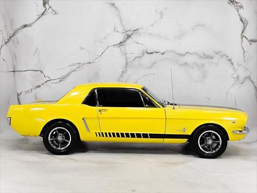 1965 Ford Mustang Base