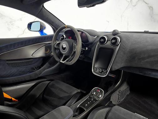 2019 McLaren 600LT Base