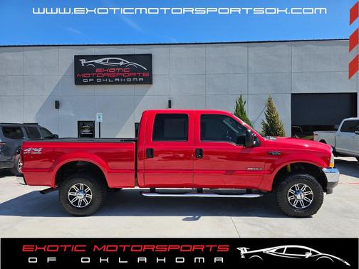 Red 2002 Ford F-250 XLT