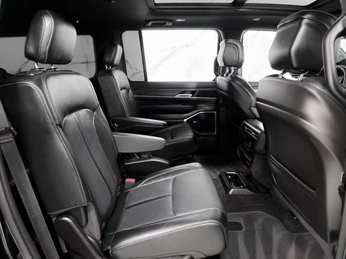 2023 Jeep Wagoneer Series II 4x4