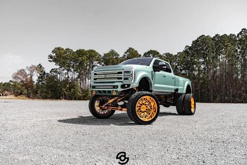 2024 Ford F-450 Platinum
