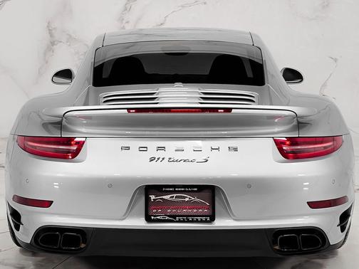 2014 Porsche 911 Turbo S