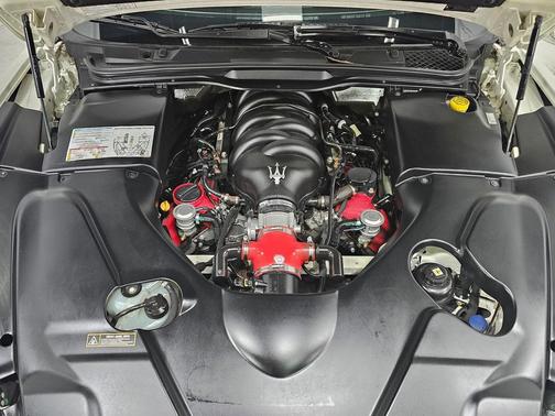 2013 Maserati GranTurismo Sport