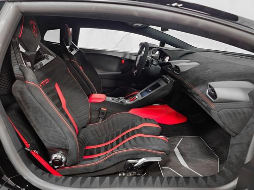 Black 2023 Lamborghini Huracan STO Coupe