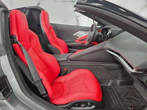 Hypersonic Gray Metallic 2024 Chevrolet Corvette Z06