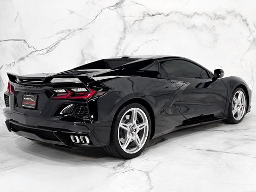2024 Chevrolet Corvette Stingray w/2LT
