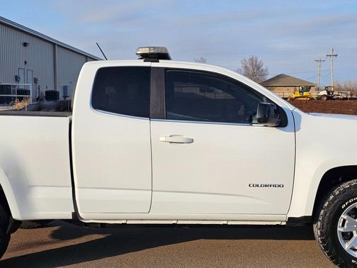 2017 Chevrolet Colorado LT