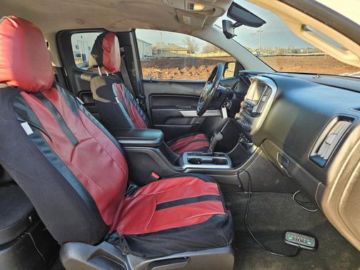 2017 Chevrolet Colorado LT