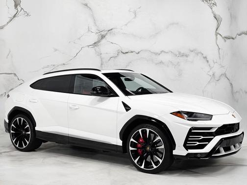 2019 Lamborghini Urus Base