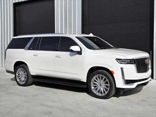 2022 Cadillac Escalade ESV Premium Luxury