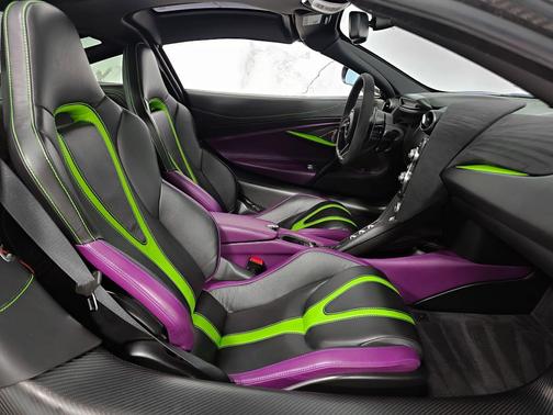 2019 McLaren 720S Base