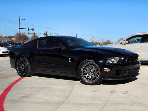 2012 Ford Shelby GT500 Base