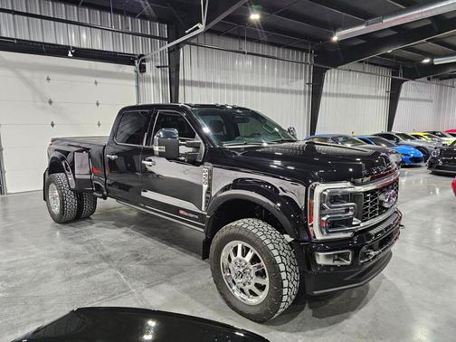 2024 Ford F-450 Limited