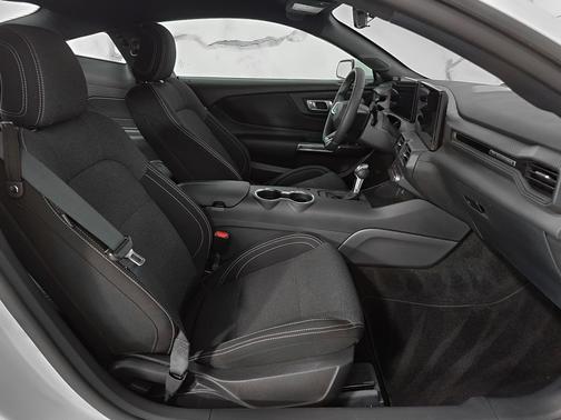 Oxford White 2025 Ford Mustang EcoBoost